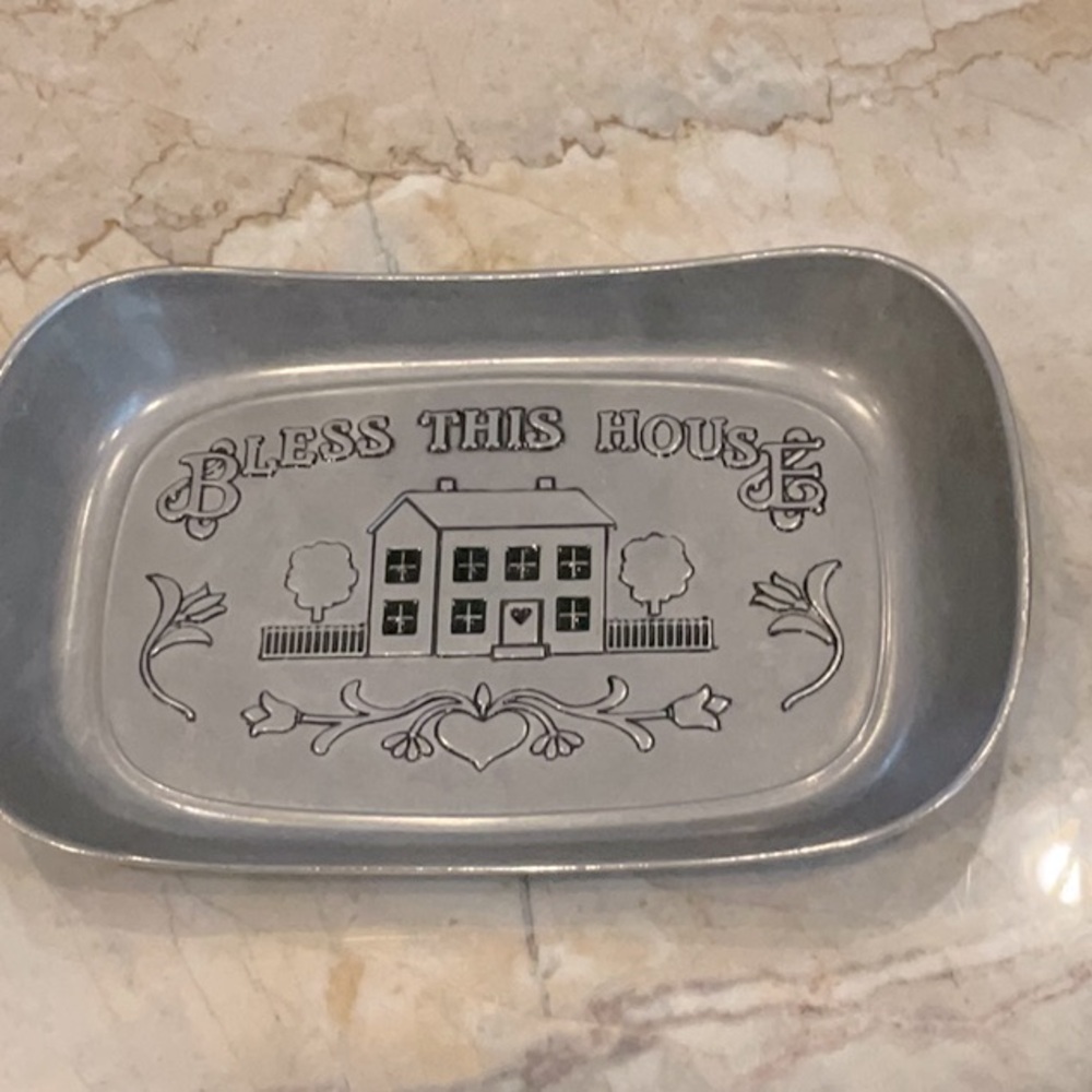 Wiltonarmetale Bread Tray